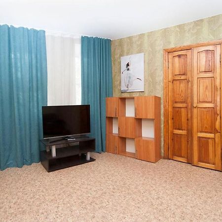 Apartments On Yavornitsky Av. Ντνιπροπετρόφσκ Εξωτερικό φωτογραφία